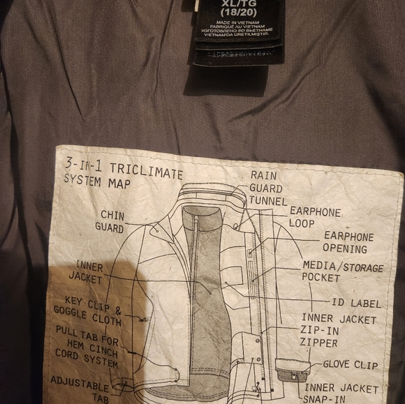 Youth North Face Coat Size 18/20 - Picture 3 of 3